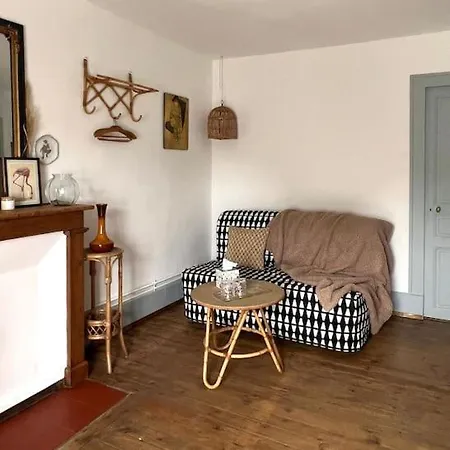 Charmante Maisonette A *